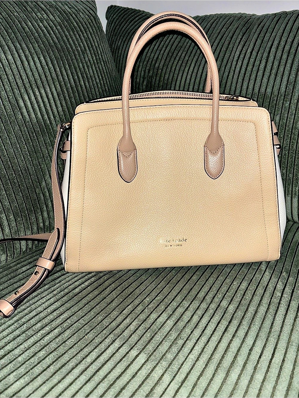 Kate Spade Two-Tone Satchel in Beige & White Like New
